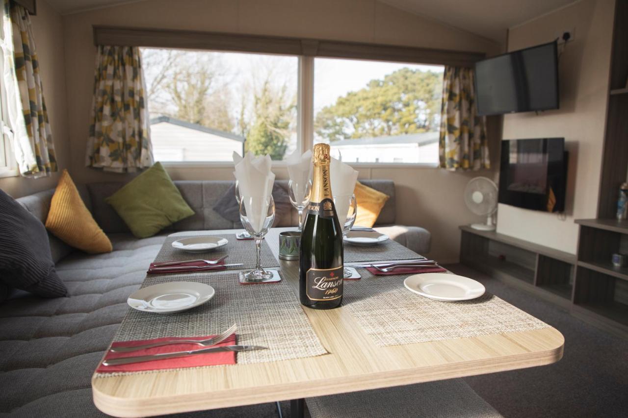 Willa 41 Orchard Bank, 3 Bed, Rockley Park Poole Zewnętrze zdjęcie