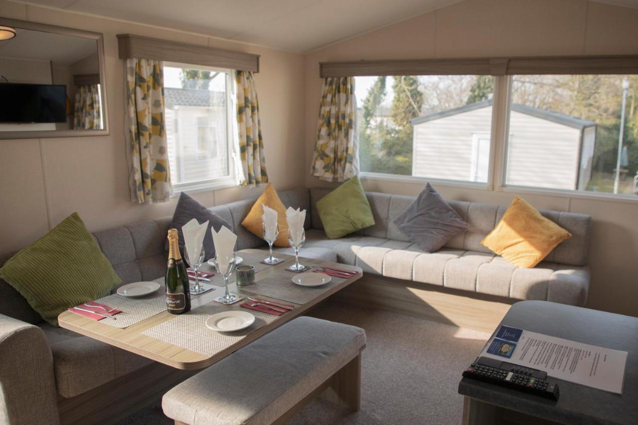 Willa 41 Orchard Bank, 3 Bed, Rockley Park Poole Zewnętrze zdjęcie